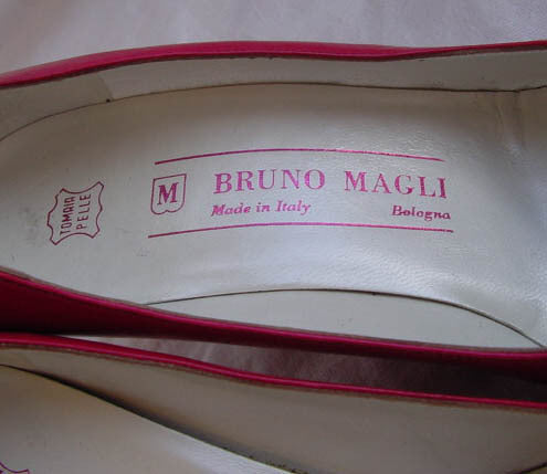 1980s Bruno Magli Fuchsia Pumps